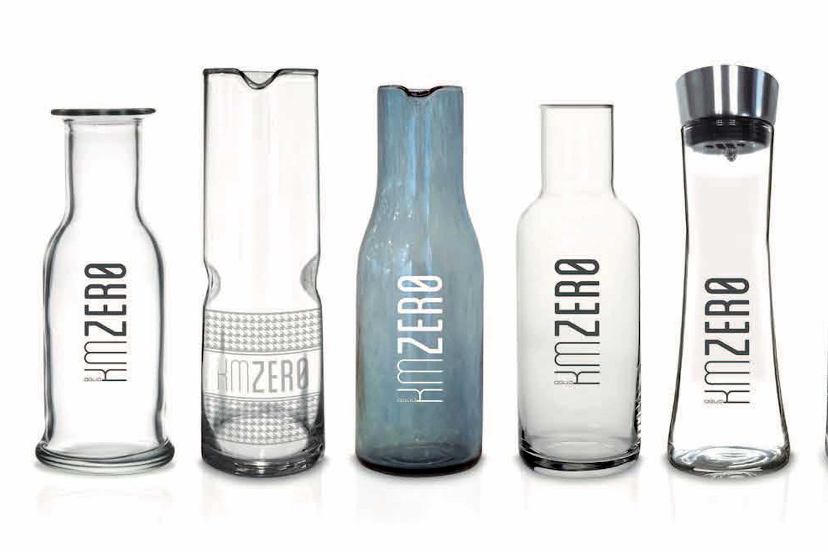 Exemplos de garrafas de água da KMZERO