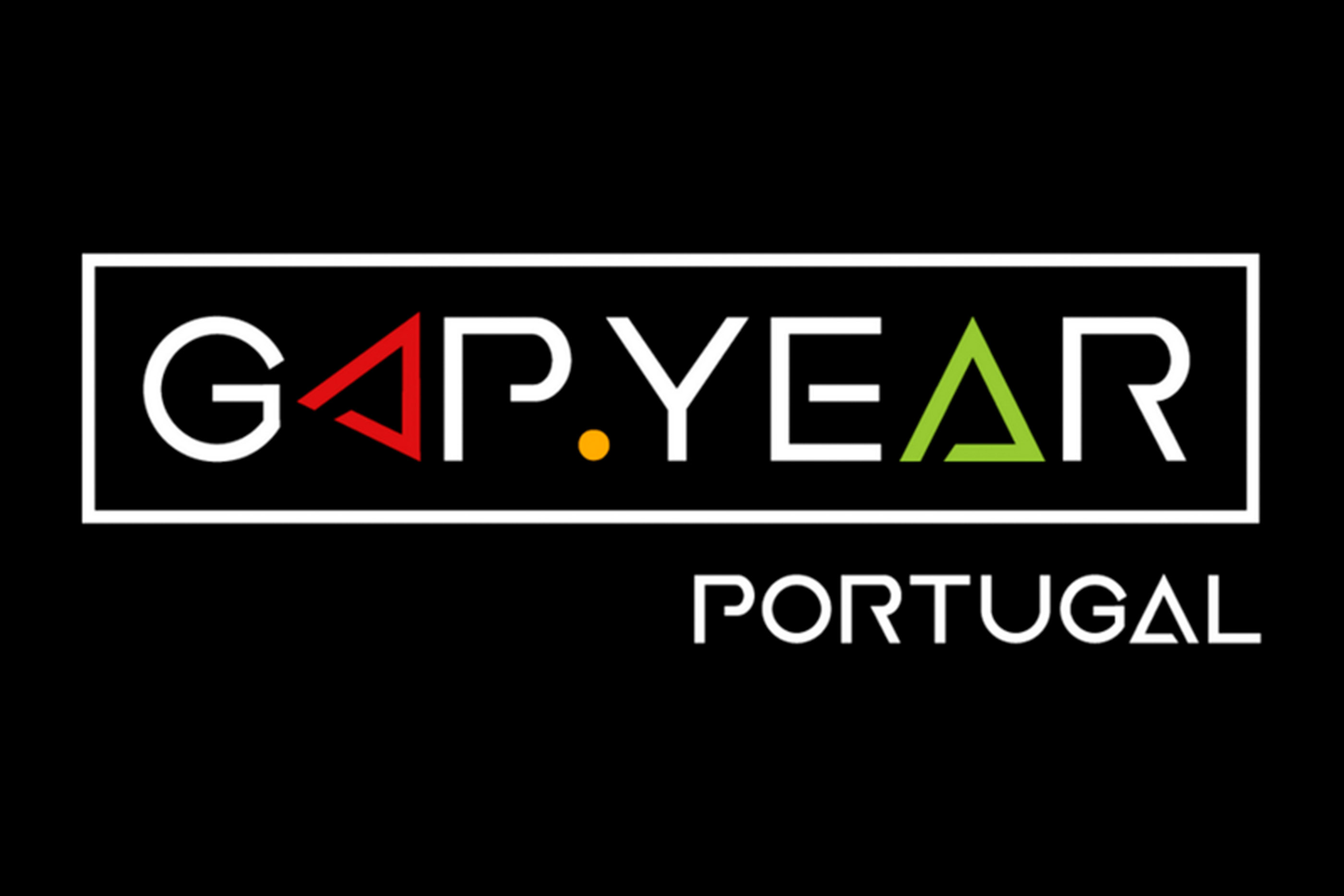 Logotipo da Associação Gap Year Portugal num fundo preto
