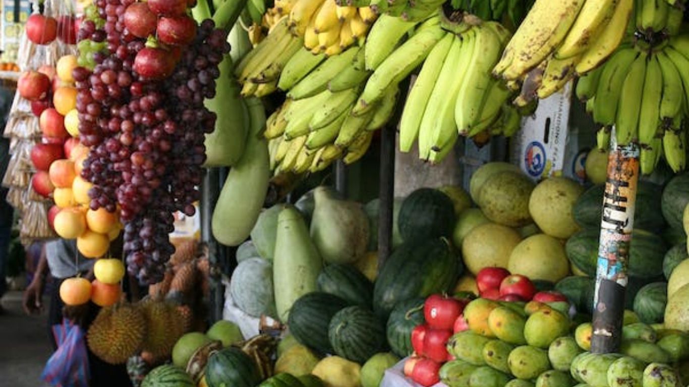 Diversos tipos de frutas saudáveis