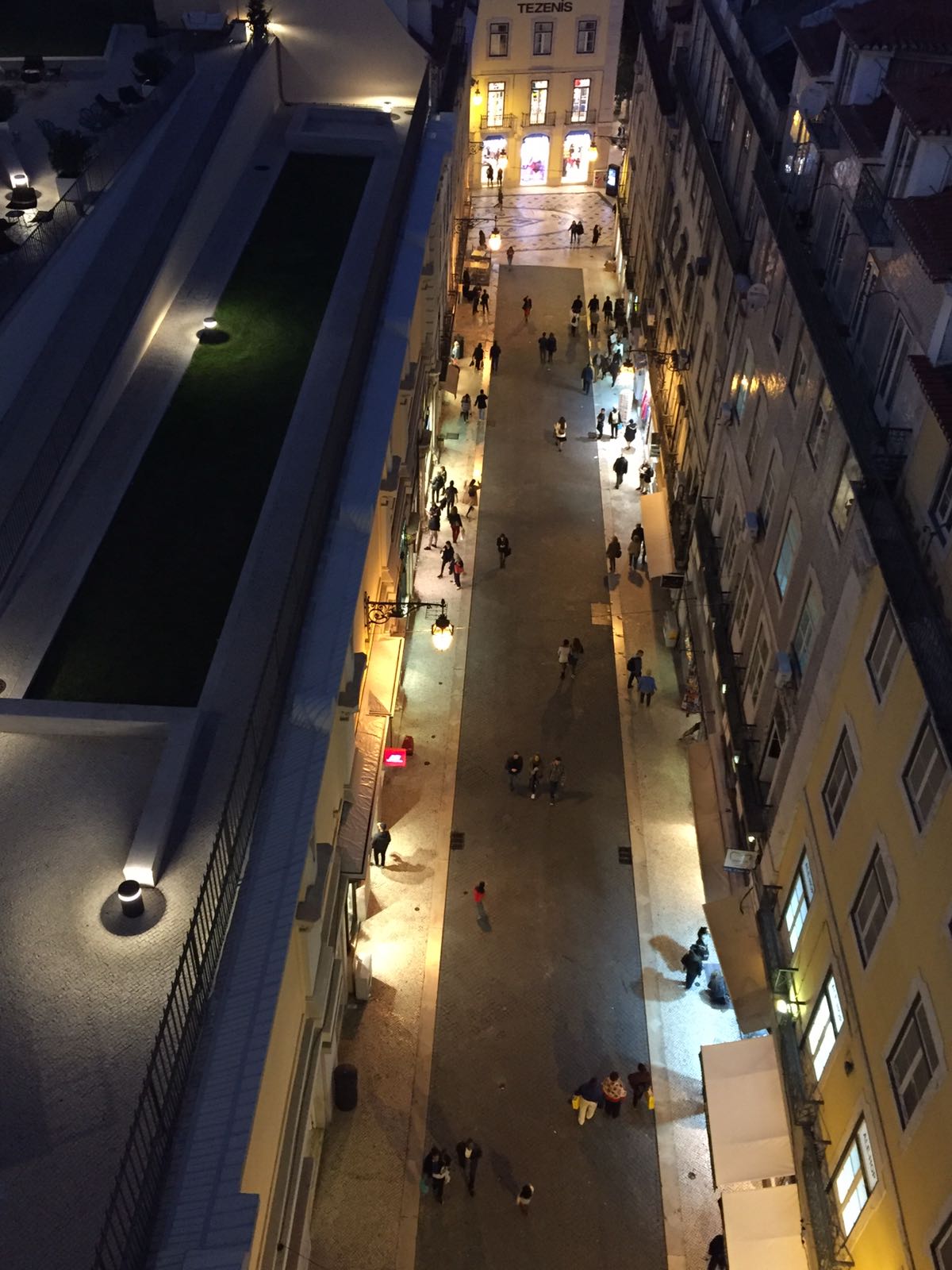 Lisboa à noite 4 Rooftops com vista sobre a cidade Digital Hub