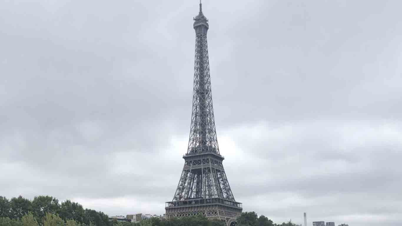 Vista para a Torre Eiffel
